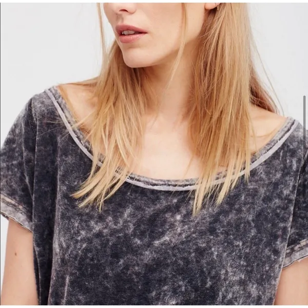 Free People Doran Velvet Grey Short Sleeve Tunic Top‎ Oversized Size Small - Image 6