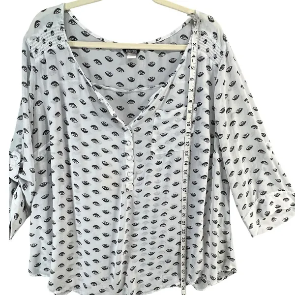 Torrid Ivy Eye Blouse Womens 3X White Black Chiffon Roll Tab Sleeve Mystical Top - Image 8