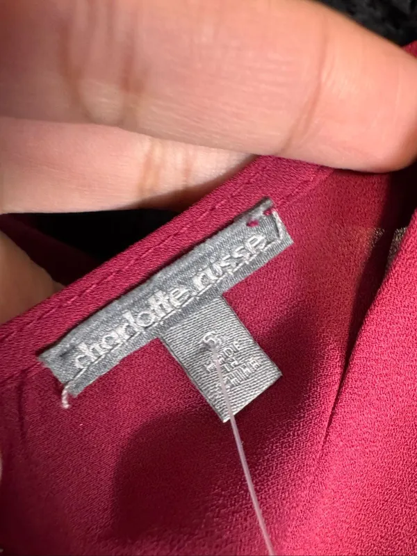 Charlotte Russe Burgundy V Neck Flutter Sleeve Crop Top Womens Small Back Zip Ti - Image 5