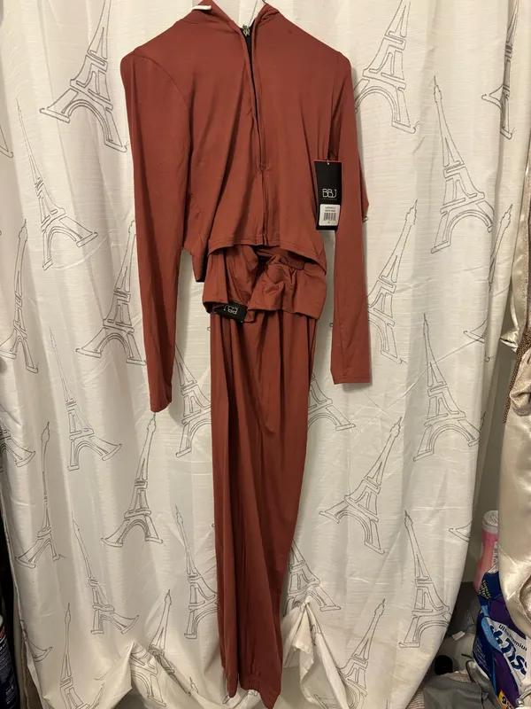 New 2 pc active suit By BBJ sz. XL.. casual or workout gear - Image 2