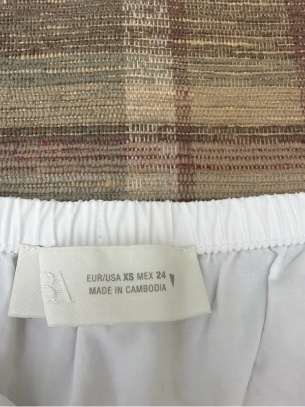 White Tiered Cotton Bed Skirt - Classic Neutral - Image 4