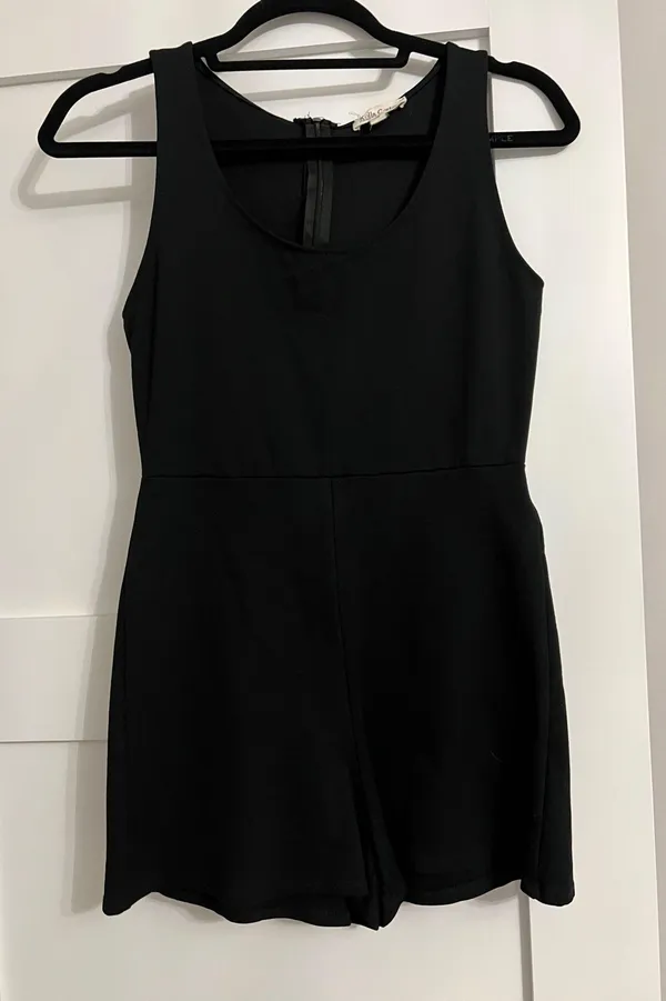 Black Romper Size M - Image 3