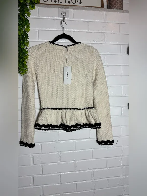 Morna Sweater Size Small Black - Image 6