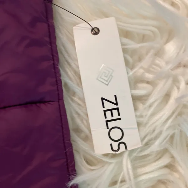 Zelos XS puffy vest brand new with tags long 29” bust 30” with two front pockets - Image 3