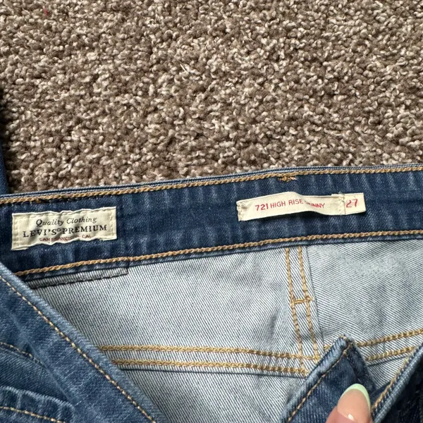 Levi Skinny Jeans  - Image 2