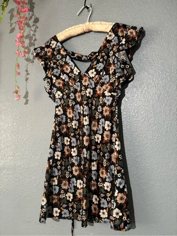 Altar'd State Floral Ruffle-Sleeve V-Neck Dress in Black - Image 2