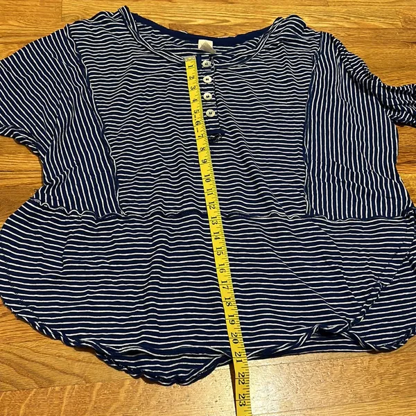 Free People Women’s Medium Striped Blue White Linen Button Oversized Top Shirt - Image 2