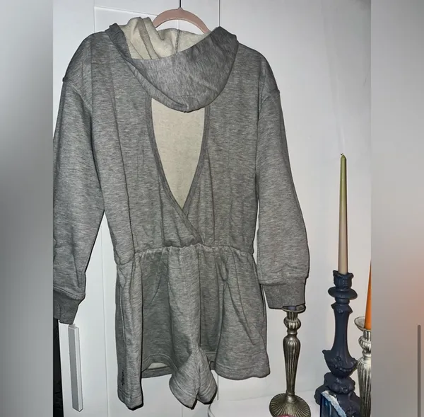 NWOT Free People Movement Such A Flirt Romper in Heather Grey $98 Retail - Image 7