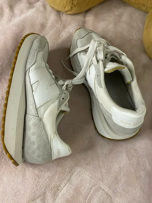 New Balance 237 Classic Sneaker, Womens Size 6 Mens 4.5 - Image 5