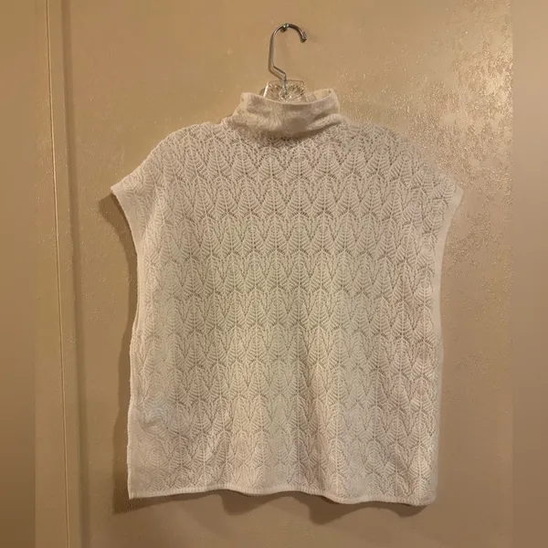 NWOT Abercrombie & Fitch Women's Wool Blend Crochet tank sweater sz XL - Image 2