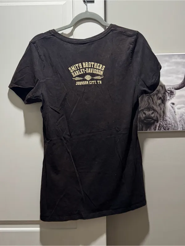 Harley Davidson v neck t shirt - Image 5