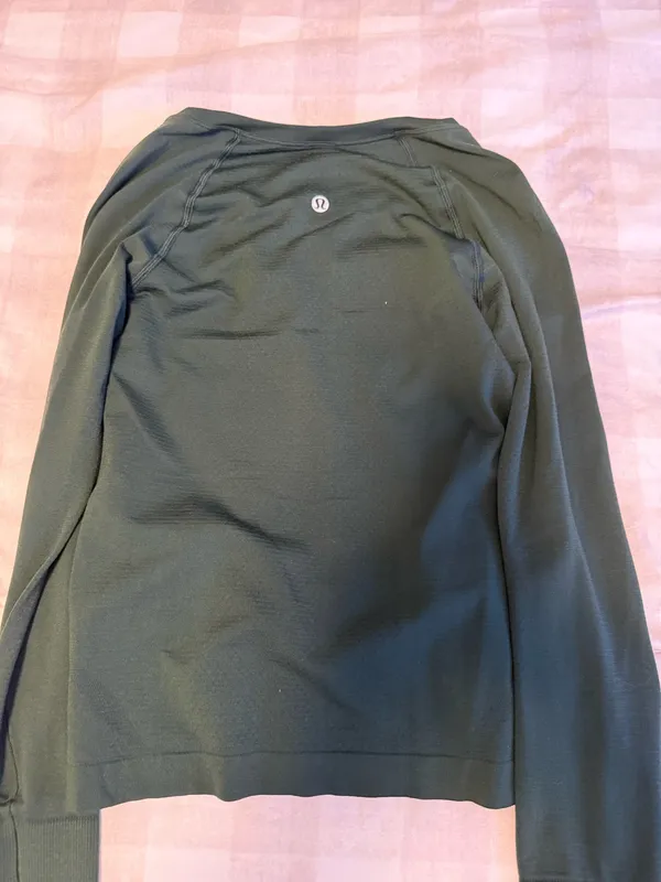 Lululemon Forest Green Swiftly long Sleeve  - Image 2