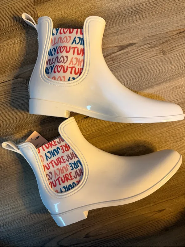 Juicy Couture White Kids Rain Chelsea Boots with Multicolor Logo Panels - Image 5