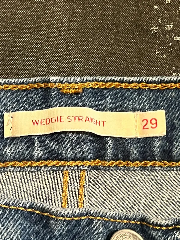 Womens 29"x25" Levi Strauss Big "E" Wedgie Straight Button Up Jeans - Image 13