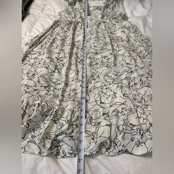 Anniewear Sketch Flower Midi Dress - NWT - Size XL Cream and Black Midi Dress - Image 13