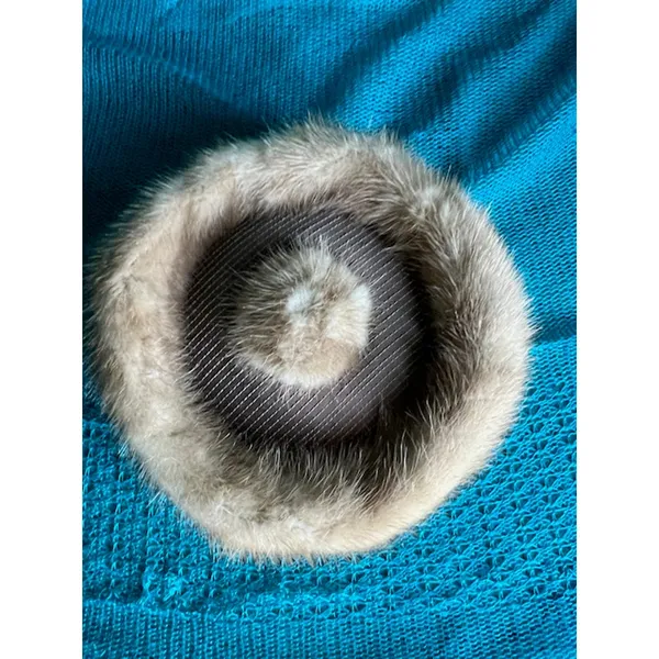 Vintage pill box hat fur with combs Brown - Image 10