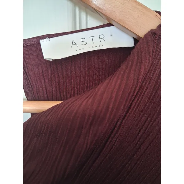 ASTR Wine Samara Satin Long-Sleeve Open Back Dress Wedding Cocktail Party M - Image 5