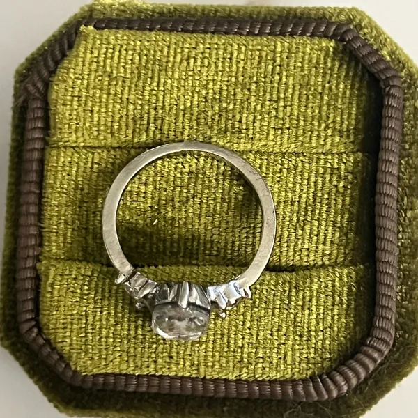 Classic Design Gorgeous Cubic Zirconia w/ Stainless Steel Silver Band S 6 - Image 3