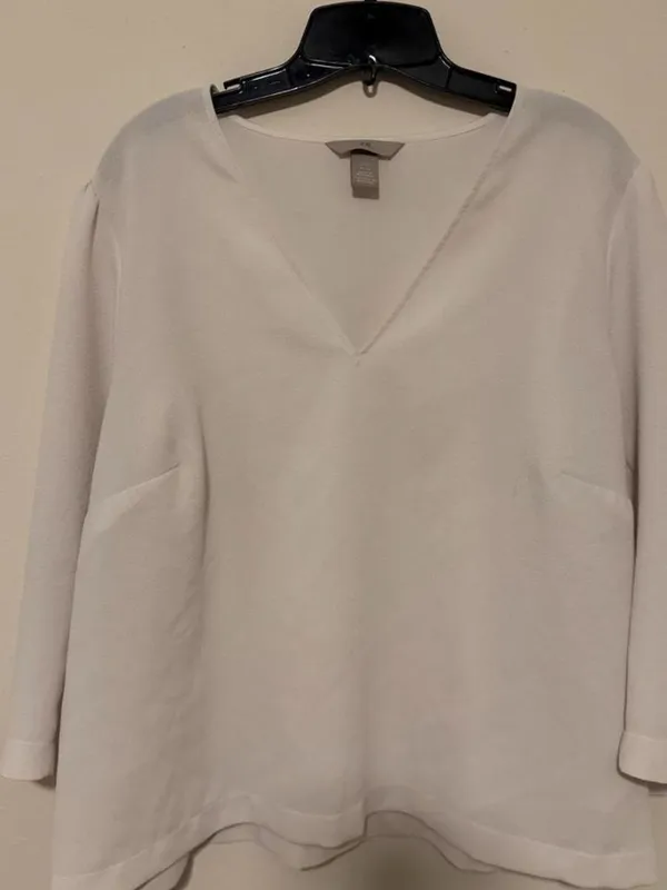 H&M White V-Neck Long Sleeve Top - Image 2