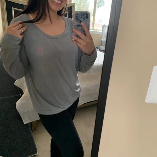Victoria’s Secret Gray Pajama Top with bow NWT‎ - Image 4