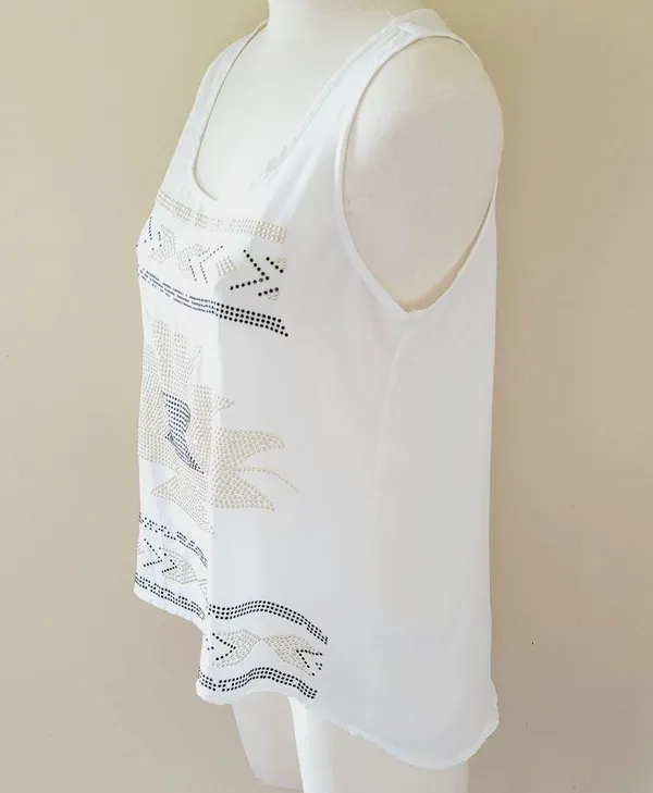 Lipstick embellished aztec design tanknsize medium - Image 3