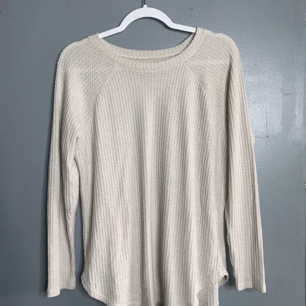American Eagle Soft & Sexy Plush Cream Waffle Knit Sweater Pullover Medium - Image 2