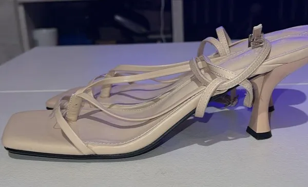 As seen on Kate Upton piepiebuy kitten heel sandals size 9.5 - Image 6