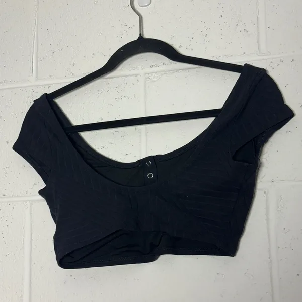 Aerie Black Ribbed Henley Crop Top Scoop Neck Cap Sleeve Medium M - Image 3