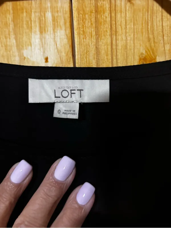 LOFT Black‎ Sleeveless Pleated Shorts Romper with Pockets - Size 0 - Image 6