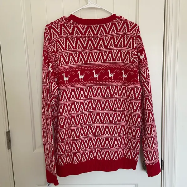 NWT | 33 Degrees men’s llama printed sweater —‎ large - Image 7