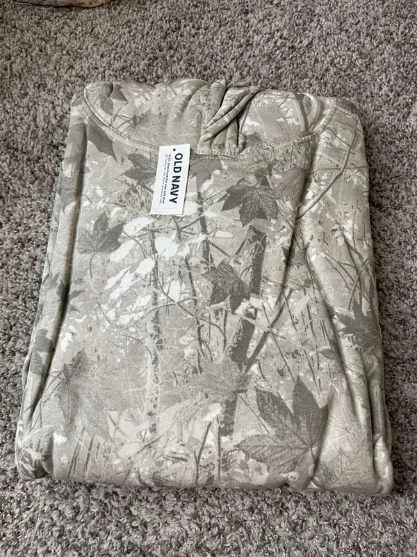 Camo Sweatshirt - Image 2