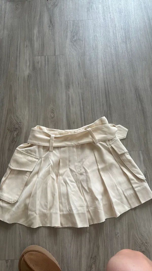Reformation Skirt Mini - Image 4