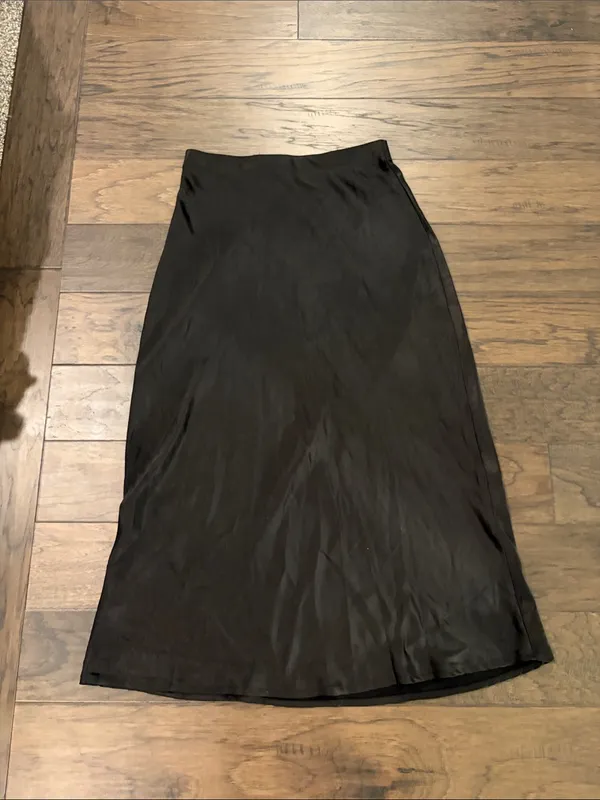 New With Tags By February Black Satin Slip Skirt Sz M - Image 3