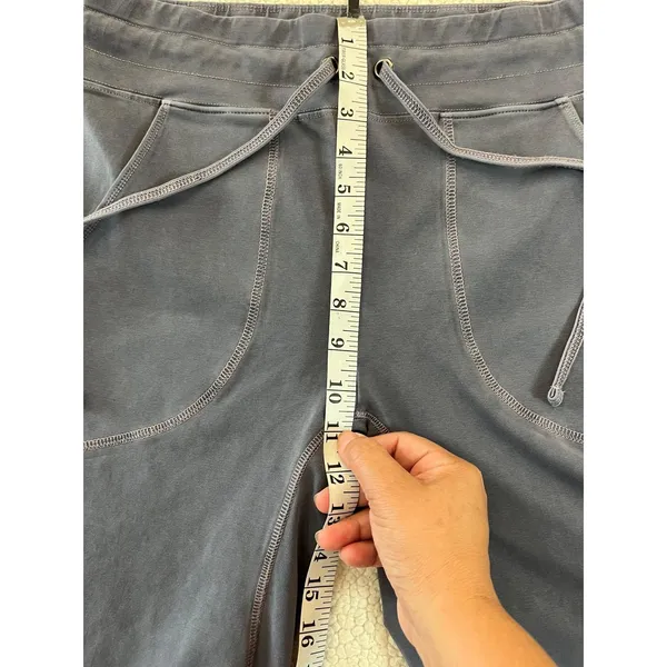 Free people Movement New Flow Flares Women's large - Image 4