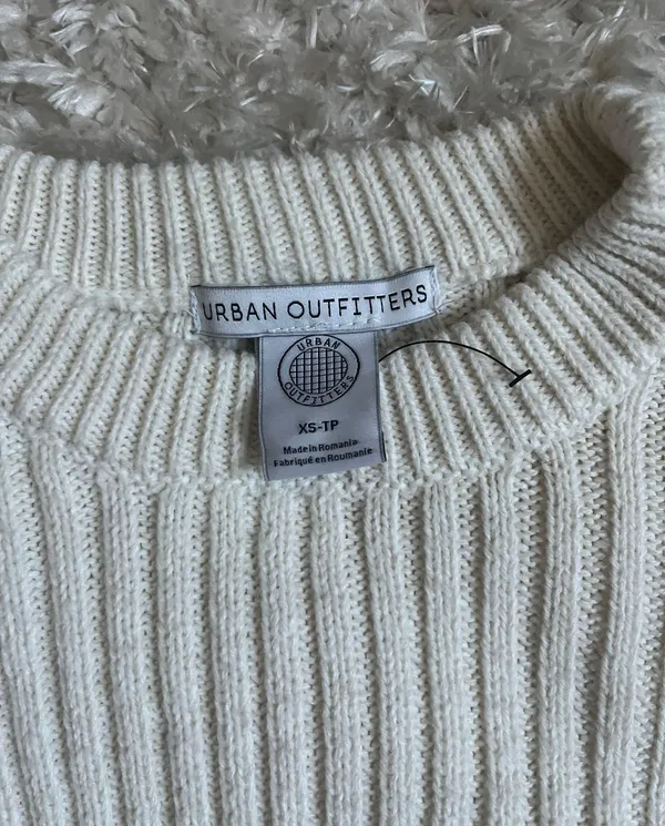 Urban Outfitters Crop Cream Sweater - Image 3