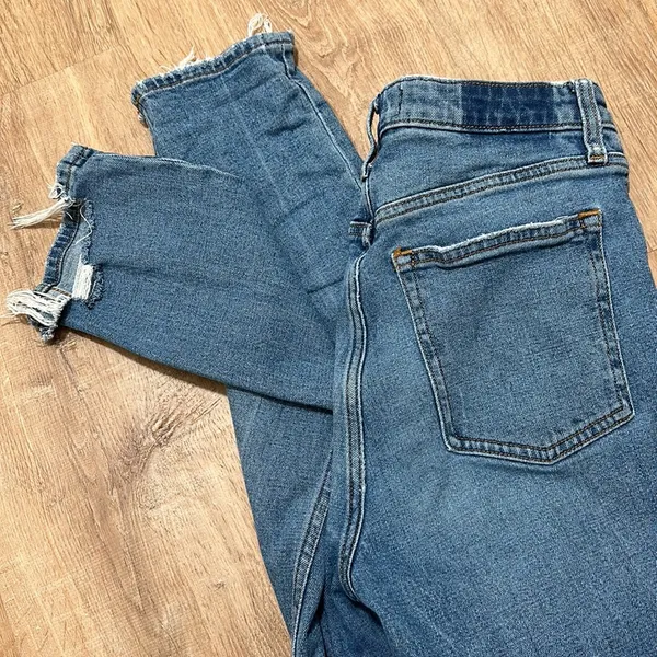 ABERCROMBIE & FITCH | The Skinny High Rise Denim Jeans - Image 3
