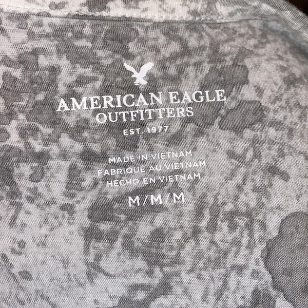 AMERICAN EAGLE  Top Size Medium - Image 6