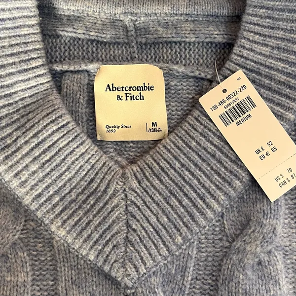 Abercrombie Cable Knit V-Neck Sweater - Image 3