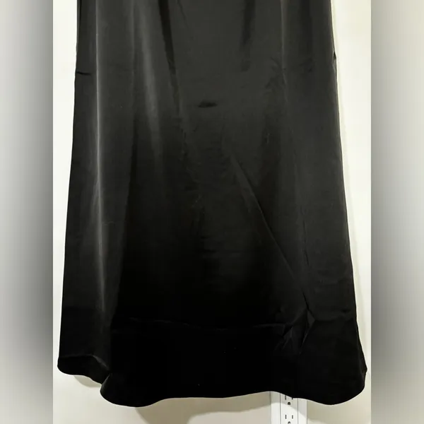 Elliatt Margot Satin Gown in Black Size M NWOT - Image 3
