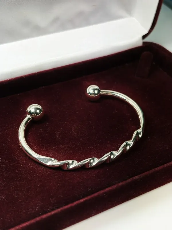 Silver Tone Twisted Cuff Bangle - Image 2