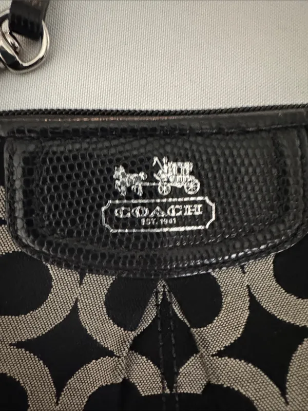 Coach Black and Tan Signature Pattern Wristlet - Image 5