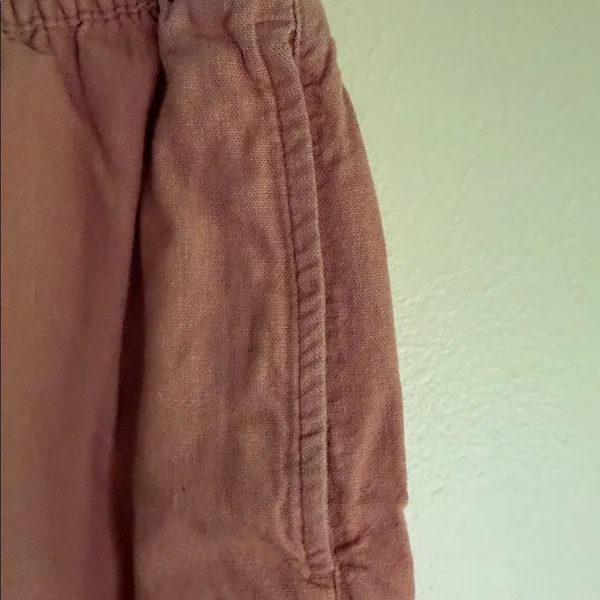 Old Navy High-Waist Shorts in Dusty Rose - Image 3