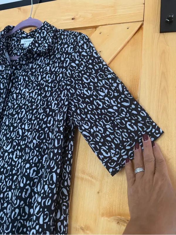 Chico's Zenergy Neema Bungee Hem Shirt Dress Animal Print Pockets Size Small - Image 9
