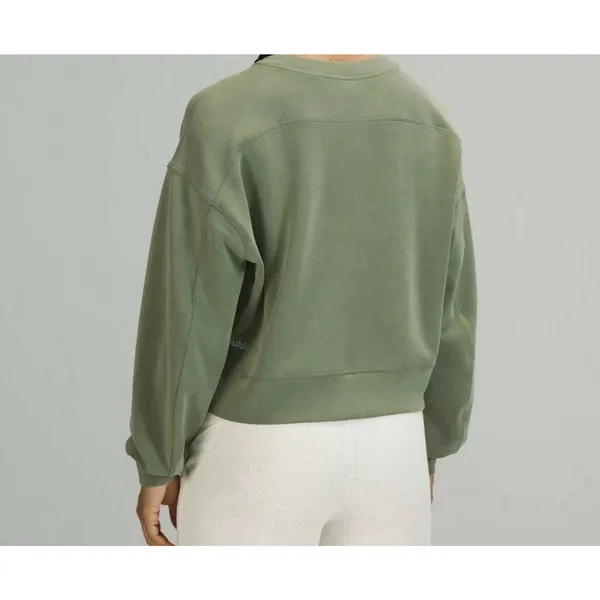 Lululemon Softstreme Perfectly Oversized Cropped Crew Sage Green Twill size 6 - Image 6