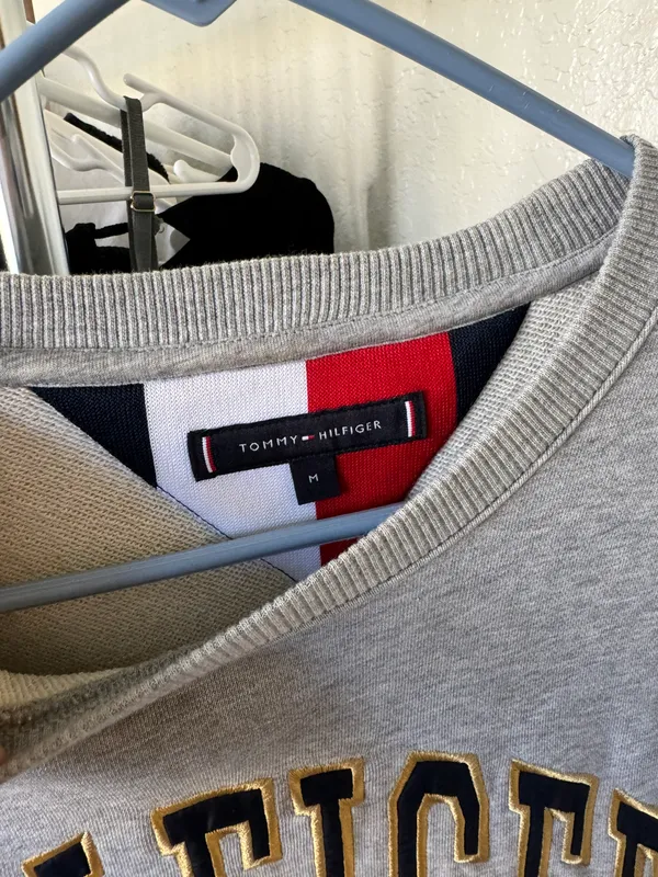Tommy Hilfiger Sweatshirt - Image 3
