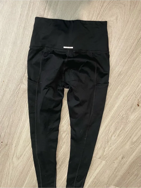 aerie Black High-Waist Leggings - Image 3