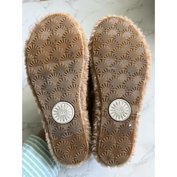 UGG Fluff Yeah Cow Print Shearling Slide Slippers Women's US 8 EU 39 Beige Tan - Image 4