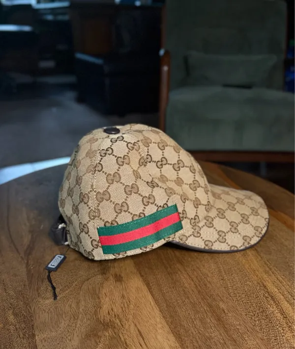 Gucci beige and brown GG monogram baseball cap - Image 2