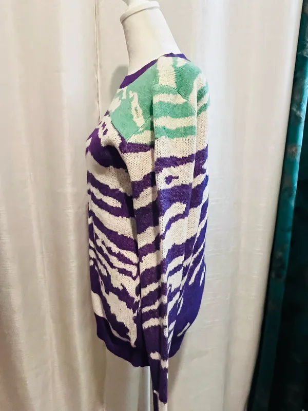 zebra triple colored strip sweater - Image 2