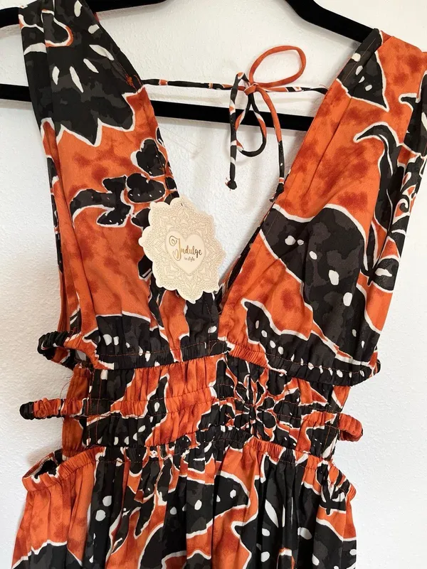 Indulge Maxi Dress Size S Vacation Resort - Image 3